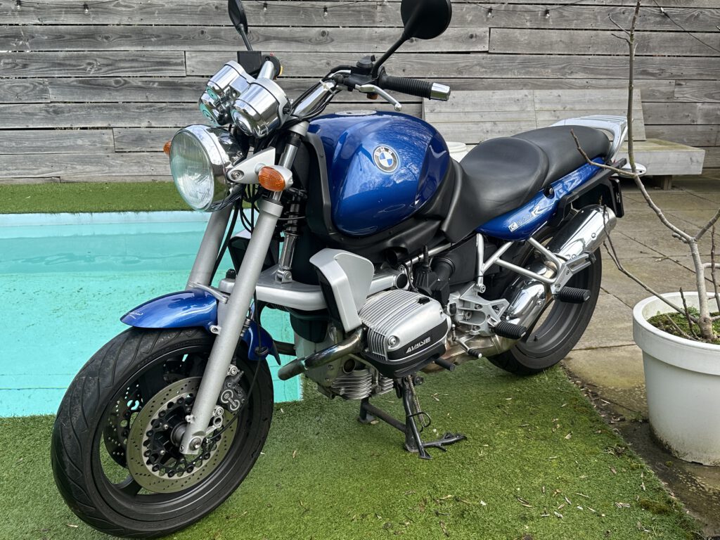 BMW R850R