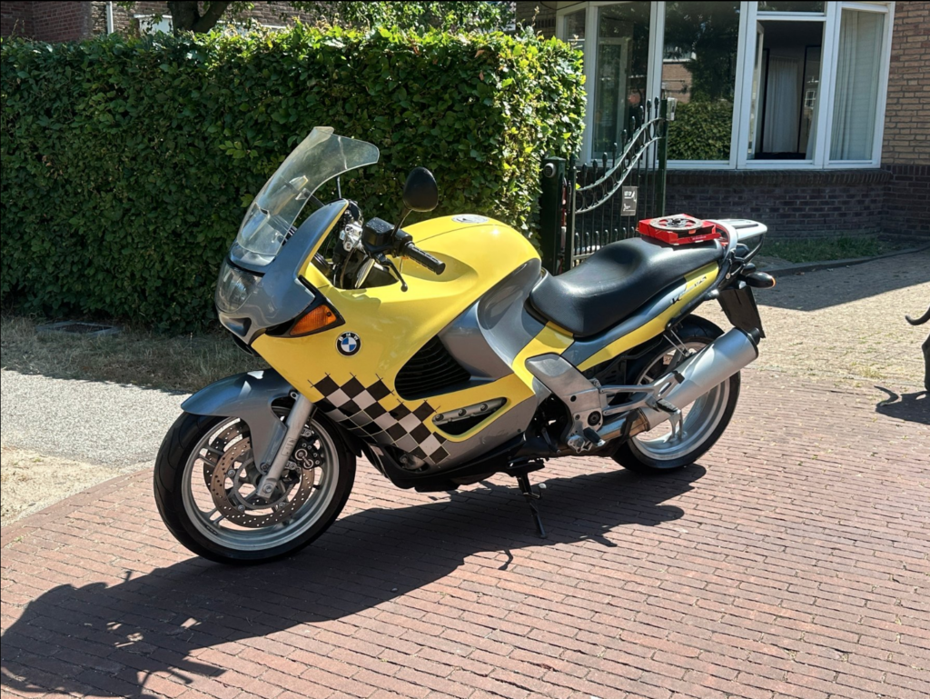 BMW K1200RS