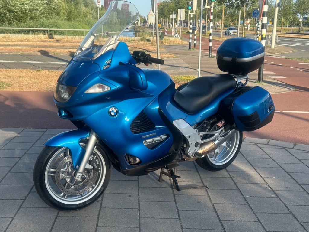 BMW K1200GT