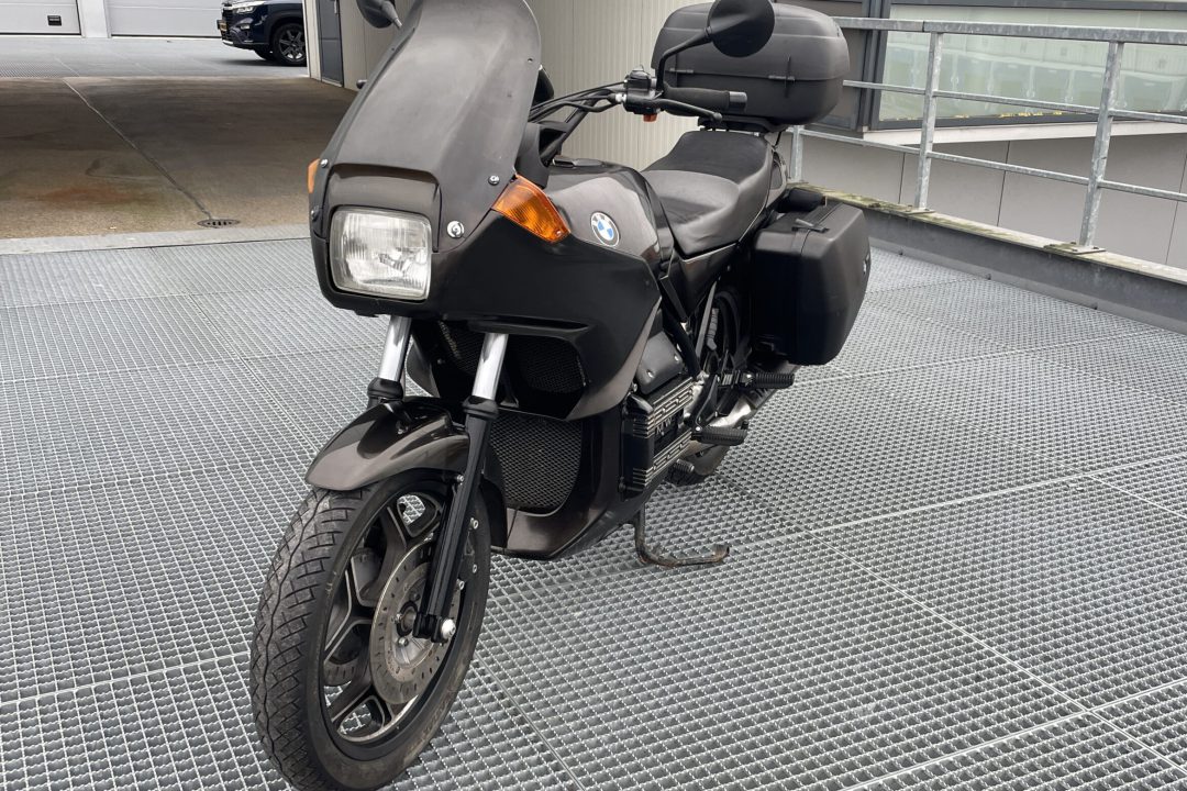 BMW K75