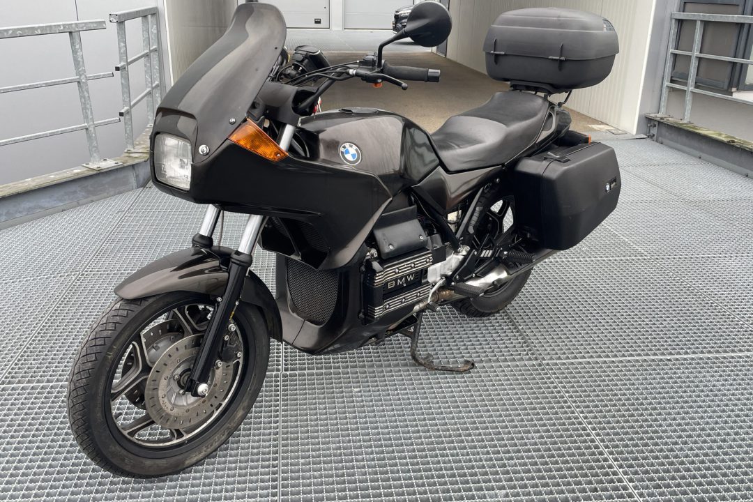 BMW K75
