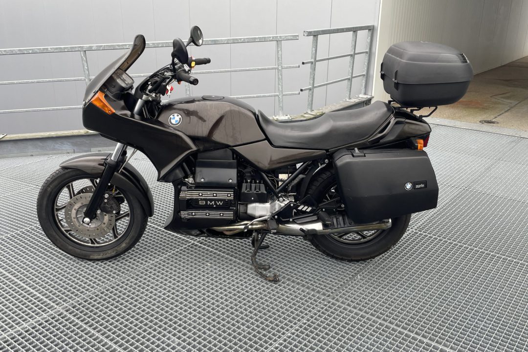 BMW K75