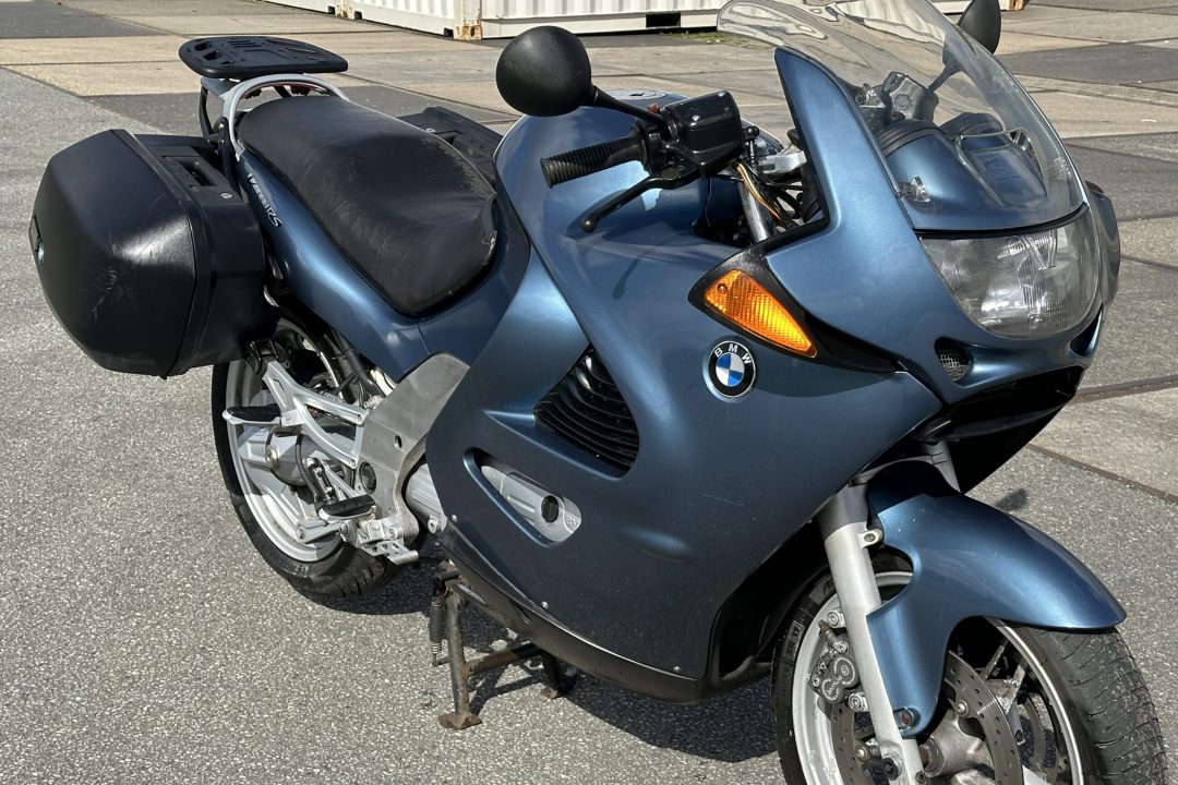 BMW K1200RS