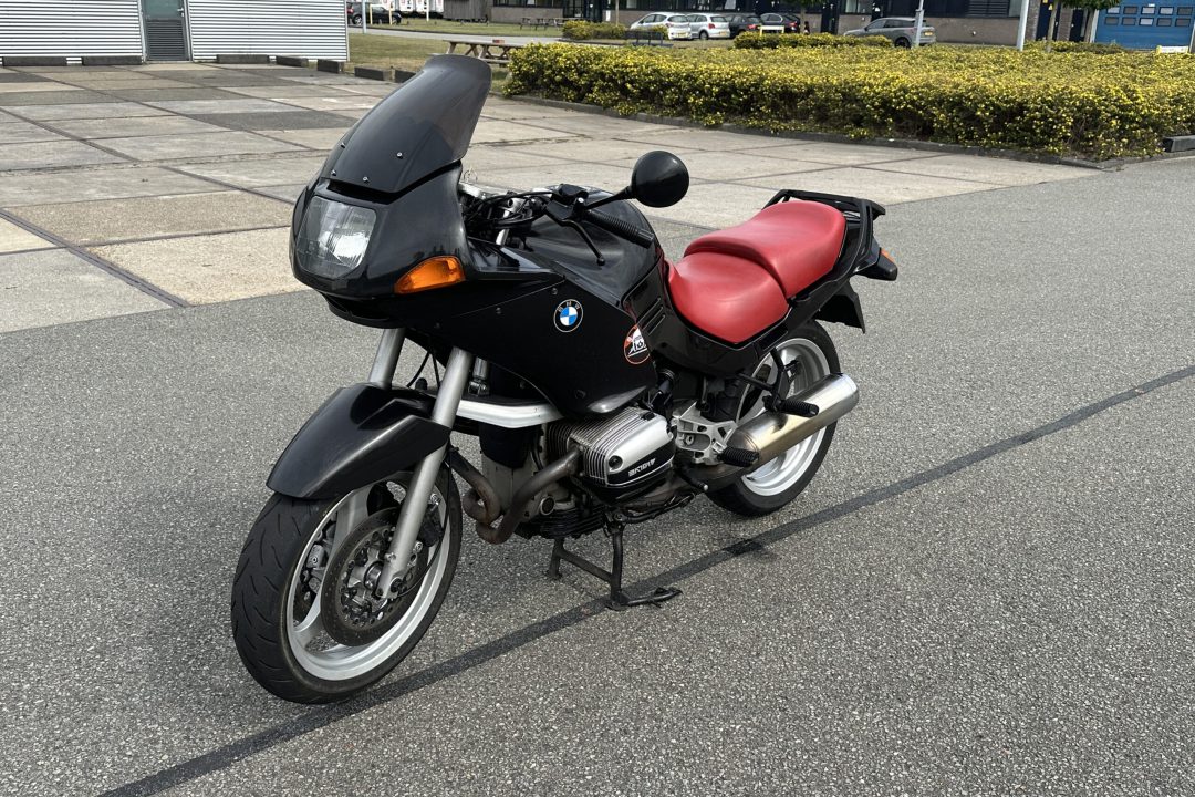 BMW R1100 RS