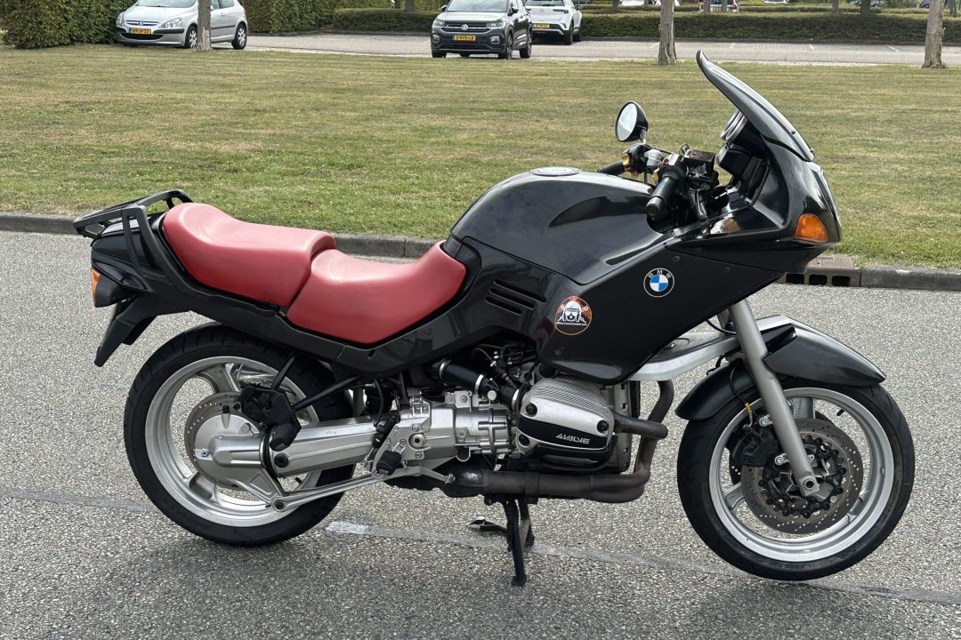 BMW R1100 RS