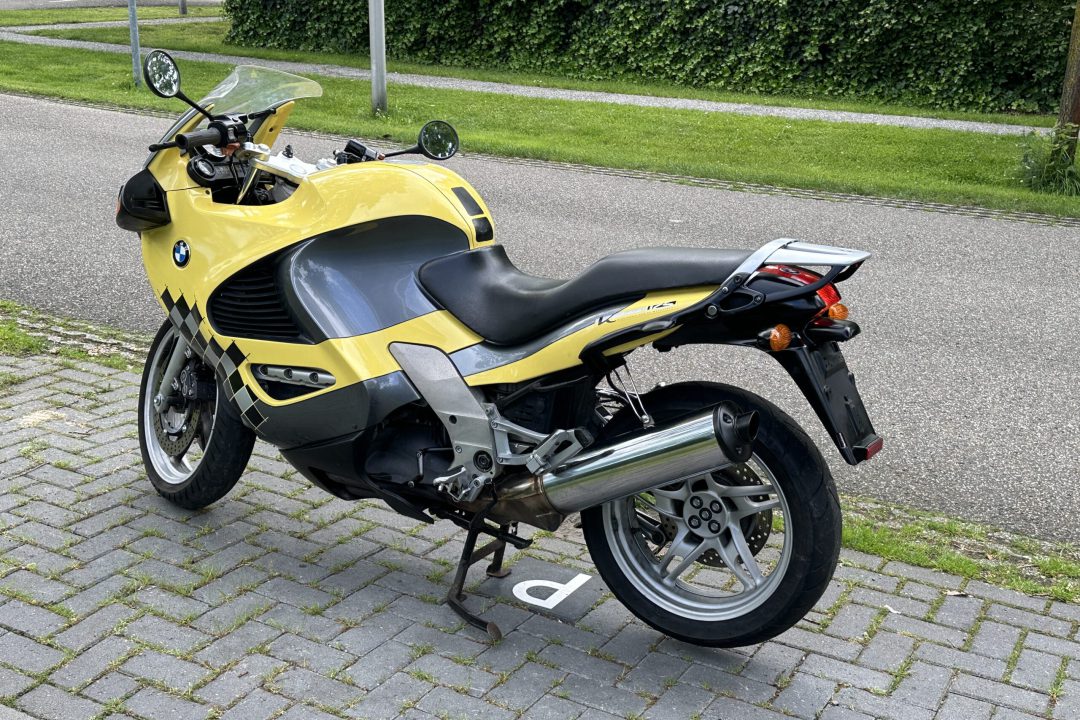 BMW K1200RS